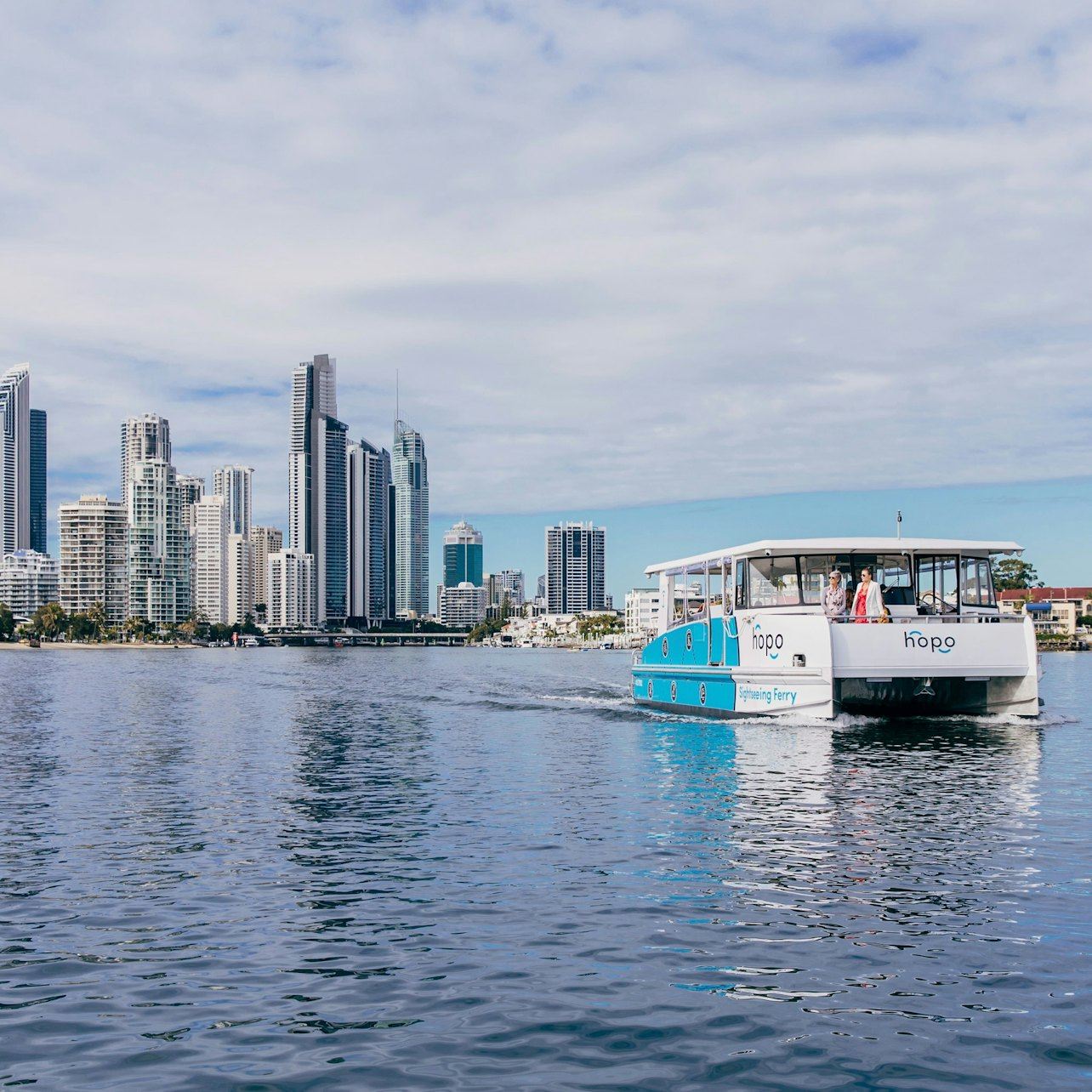บัตรโดยสารเรือเฟอร์รี่แบบขึ้นลงได้ตามใจชอบ (Hop-On Hop-Off Ferry Pass) โกลด์โคสต์