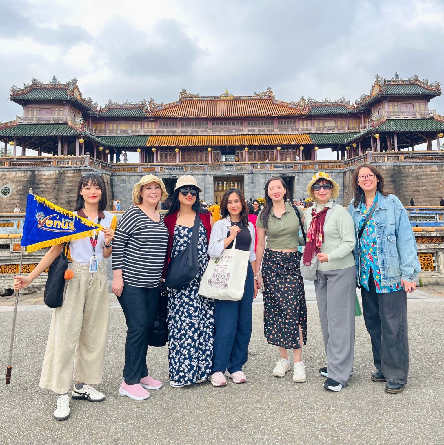 PASSO HAI VAN & TOUR GIORNALIERO ALLA SCOPERTA DI HUE