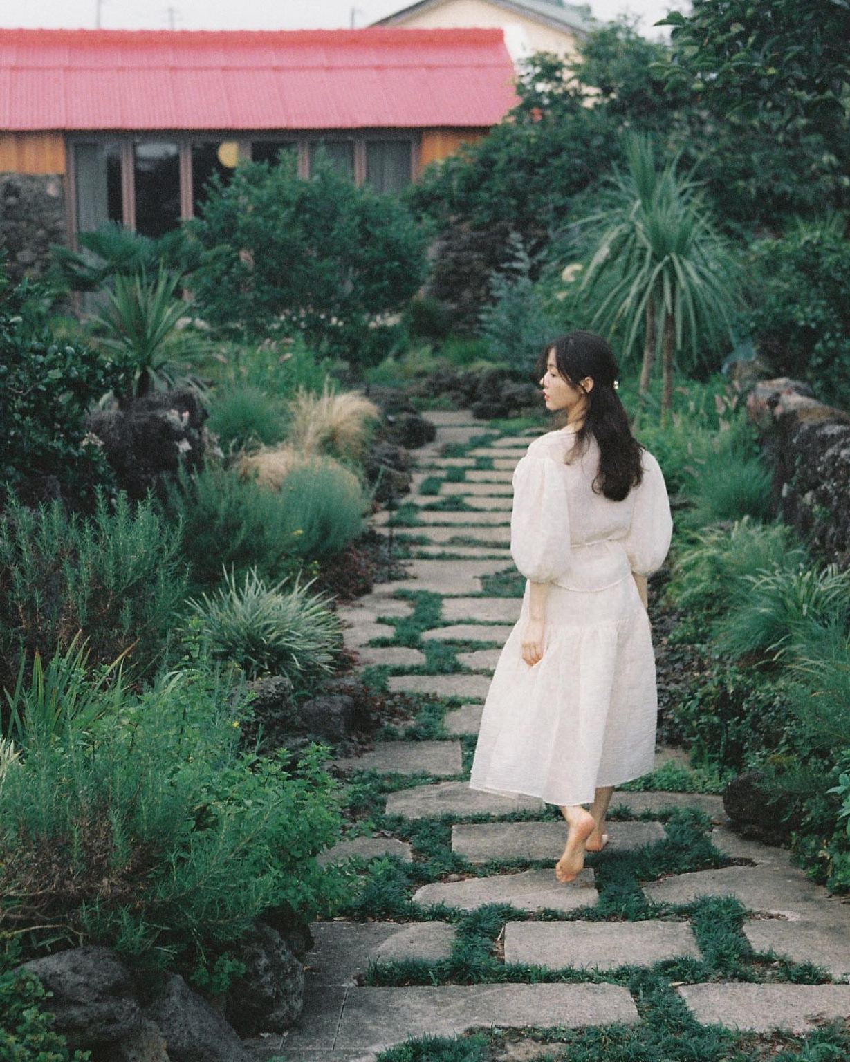 Sesión fotográfica en Chongzuó[Fotografía de bodas en minipelícula con drones/maquillaje y vestuario/itinerario personalizado/cobertura de boda/servicio de coche privado con conductor y guía turístico]