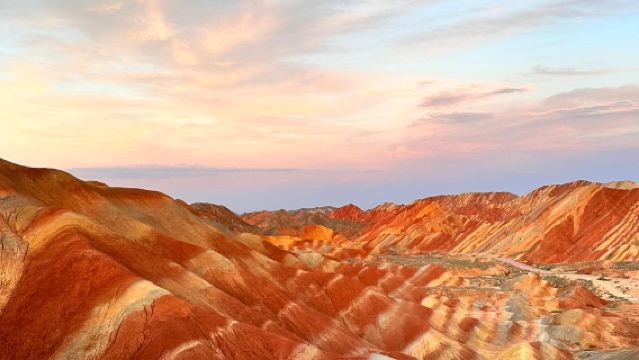 甘肅張掖一日遊:平山湖大峽谷+張掖七彩丹霞旅遊景區 【6人小團上門接送】