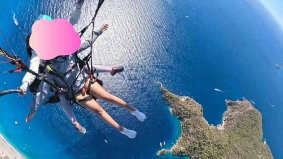 Viaje por los cielos de Fethiye en Turquía/vuelo en parapente sobre la Laguna Azul/vuelo en globo aerostático/servicio de coche privado con conductor desde el hotel/fotógrafo y guía traductor con sesión de fotos