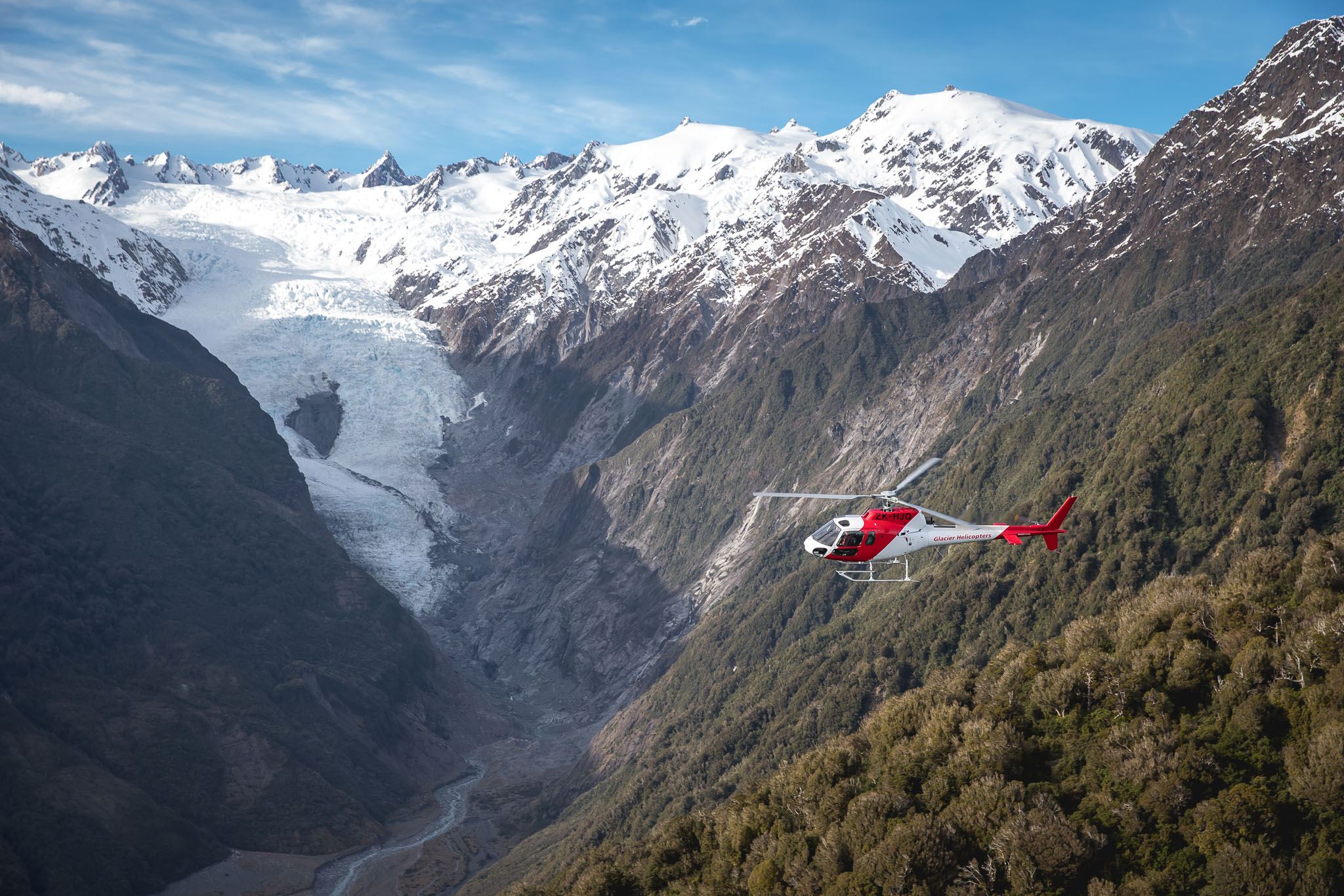 Helicopter sightseeing flight to Mount Cook (departing from Glentanner with alpine or snow landing)
