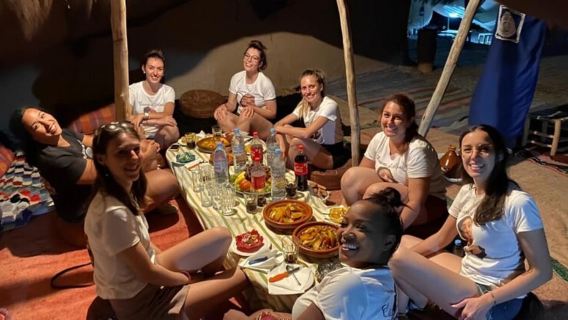 Marrakech: Paseos en quad y camello por el desierto de Agafay con cena y espectáculo