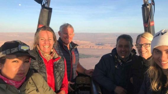 ซานเปโดรเดออาตากามา: ขึ้นบอลลูนชมพระอาทิตย์ขึ้น