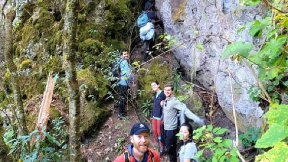 Ab Oaxaca: Ganztägige Wanderung in der Sierra Norte und im indigenen Dorf