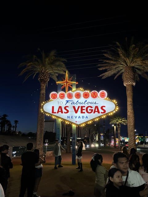 Luxurious Las Vegas Night Tour in a Mercedes Sprinter Limo