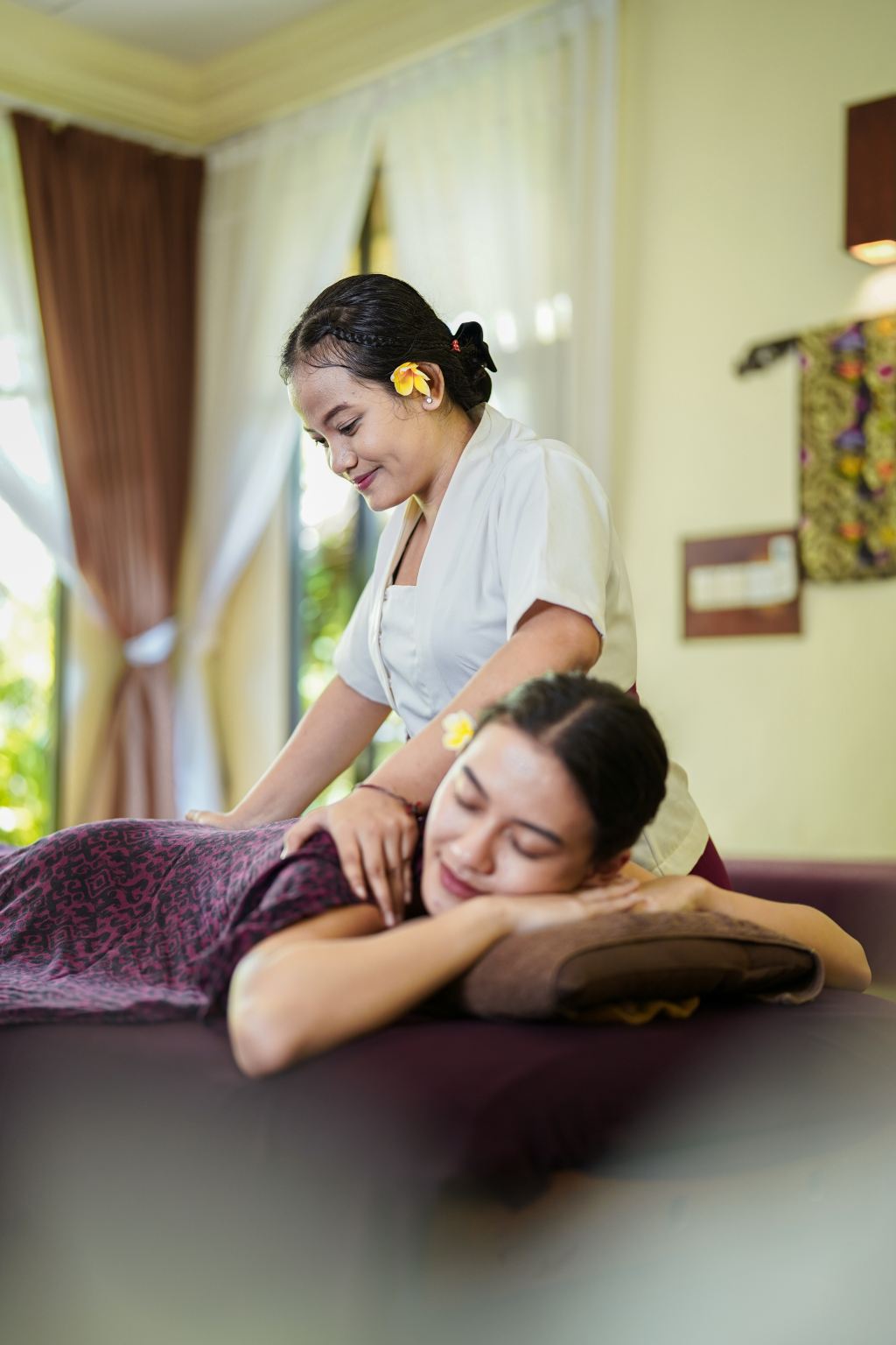 ジンバランでクラシック ホットストーンマッサージ