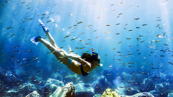 [depart from NUSA LEMBONGAN] Watersport, Island Tour and Lunch at Beach Club