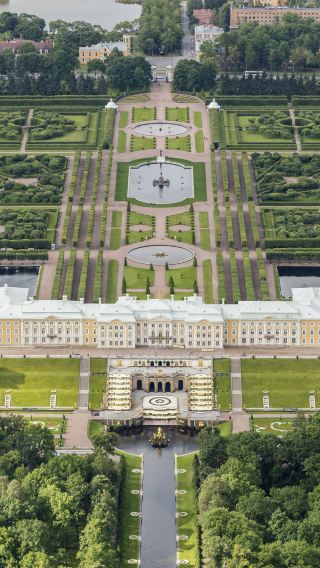 Saint Petersburg Peterhof Palace (Summer Palace) + Winter Palace day tour