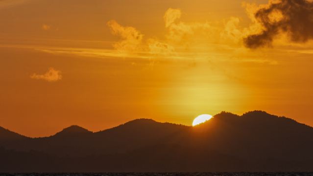 Awarded Phi Phi Sunrise Snorkeling Early Morning Small Group Tour