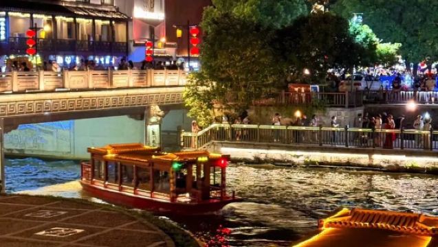 牛首山文化旅遊區+大報恩寺+遊船+中華門甕城一日遊