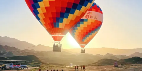 張掖馬蹄石窟群旅遊區+冰溝+丹霞一日遊【張掖包車/上門接送/私密自由】