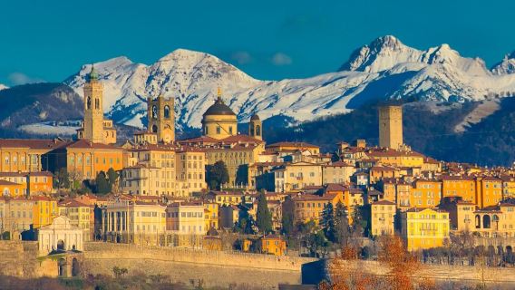 Excursion d'une journée au Lac de Côme et à Bellagio avec guide chauffeur anglophone et sinophone|Ligne spéciale voiture avec chauffeur|Ajustement d'itinéraire