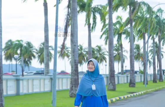 荷蘭烏特勒支Trip Moments【約拍跟拍婚拍街拍抓拍航拍攝影攝像/多語言翻譯/動作指導】