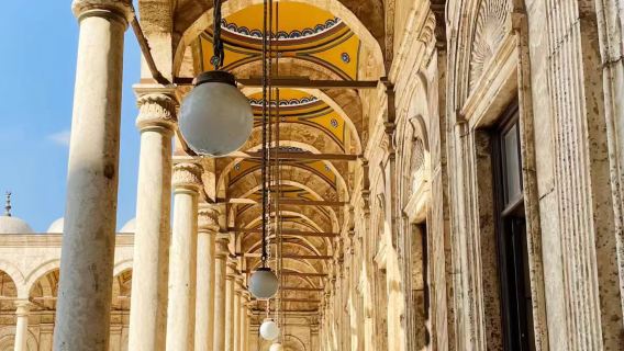 埃及開羅+洞穴教堂＋薩拉丁城堡＋阿里清真寺＋哈利利市場一日遊