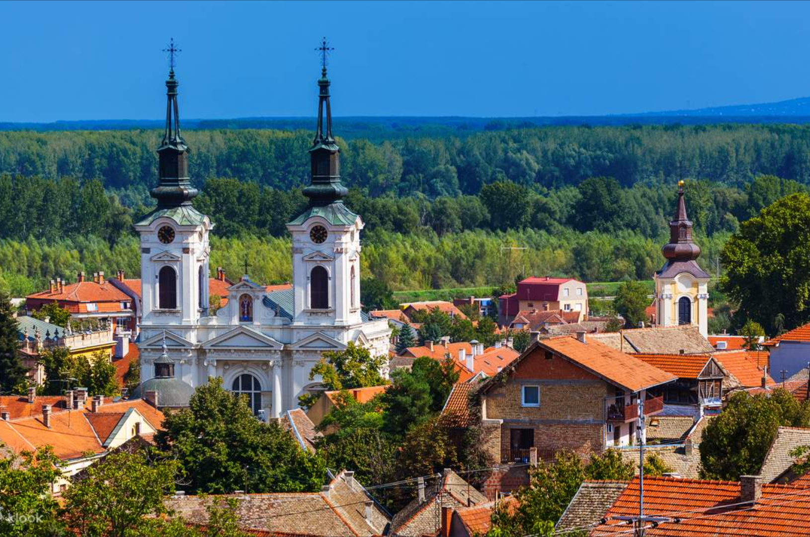 多瑙河畔奇遇記：貝爾格萊德到諾維薩德的歷史與酒香之旅