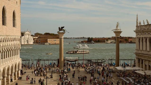 Venice: Doge's Palace & Basilica Tour with Terraces Sky Walk