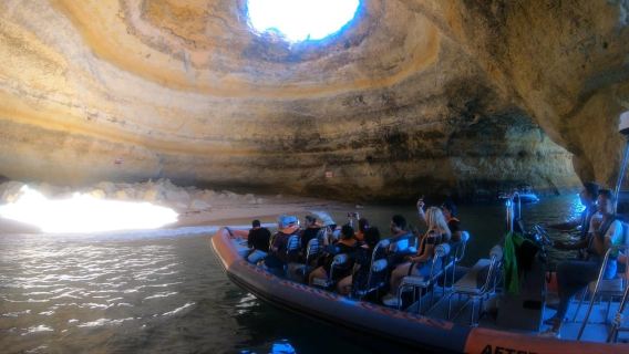 Da Lagos: crociera panoramica alle grotte di Benagil e Carvoeiro