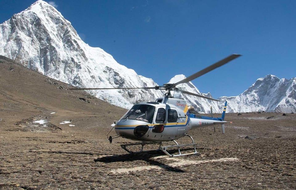 Everest Helicopter Trek - Fly to Everest from Namche
