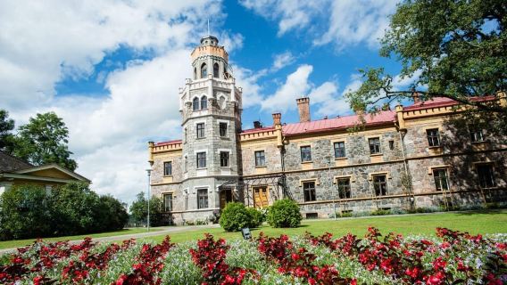 I migliori posti di Sigulda e degustazione di vini in una grotta di arenaria