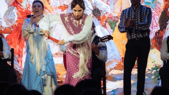 Barcellona: spettacolo di flamenco dal vivo "Inspiration"