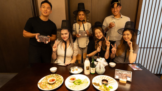 Hanyang Arcade: Traditionelle koreanische Alkoholerlebnisse im Stil der Joseon-Dynastie (Mugyojuga Cheiljemyeonso)