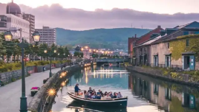 日本北海道白色戀人小樽同款一日遊·9人接送／巴士團|天狗山