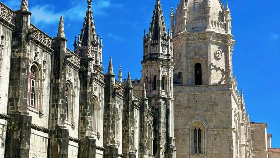 里斯本出發熱羅尼莫斯修道院+貝爾塔+羅卡角【中文包車一日遊】