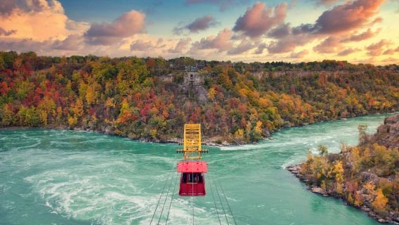 Niagara Falls Tour with Skip the Ticket Line Boat Cruise