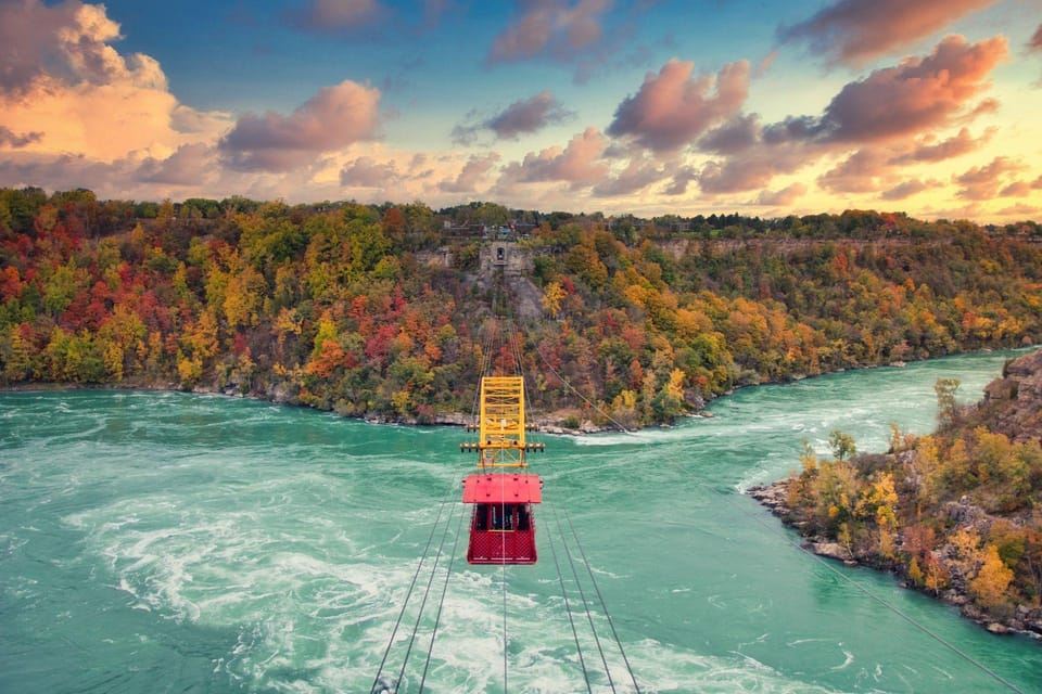 Niagara Falls Tour with Skip the Ticket Line Boat Cruise