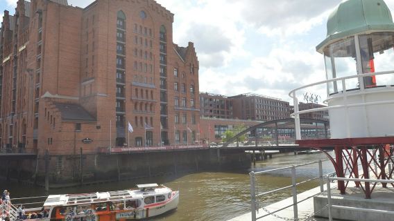 Hop-on Hop-off Harbor Tour Hamburg + International Maritime Museum