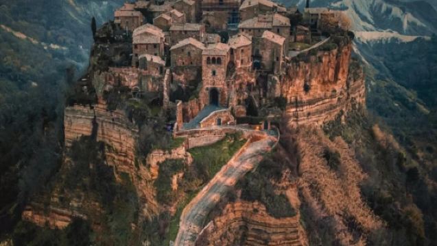 Italy Rome - Ancient Ruins and the Sky City (Orvieto + Civita di Bagnoregio) - Selected