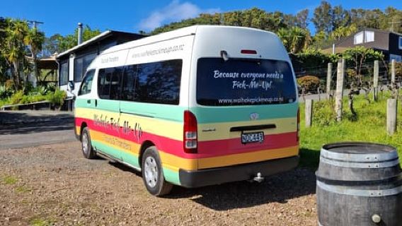 The Boutique Experience: Waiheke Island Best Cellar Tour