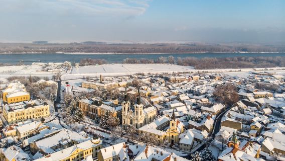 塞爾維亞北部諾維薩德+彼得羅瓦拉丁要塞一日遊（行程可定制）