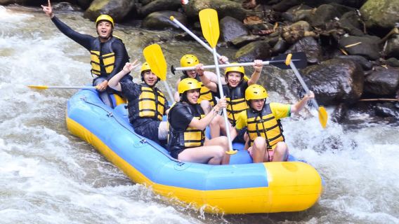 Ubud: Jazda quadami ATV z wizytą w Jaskini Goryli i spływ rzeką Ayung