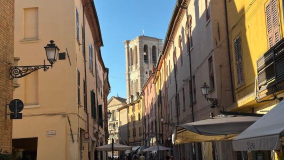 Ferrara: Walking Tour, Highlights and Food Tastings