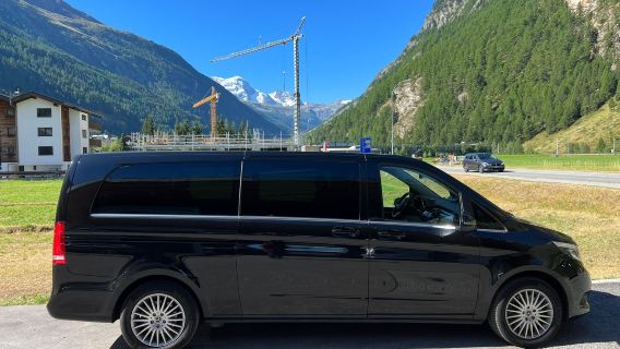 瑞士蘇黎世少女峰＋盧塞恩湖一日遊優質司導服務保障/中文包車