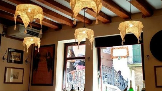 Venedig: Abendessen in einem venezianischen Restaurant