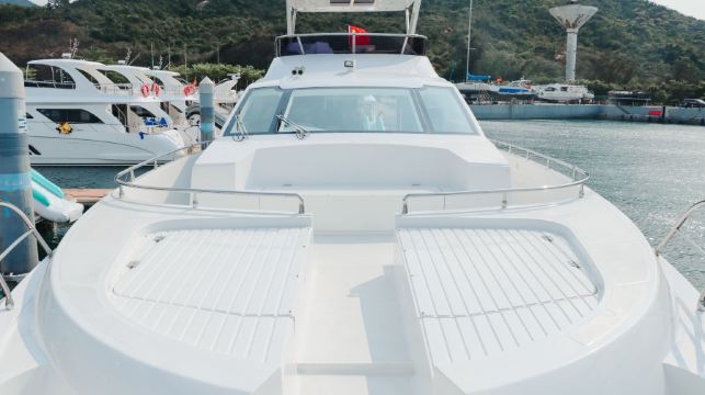 【深圳遊艇出海】深圳七星灣80尺東進號超大豪華新遊艇包船出海+水上滑梯+海釣+駕駛體驗