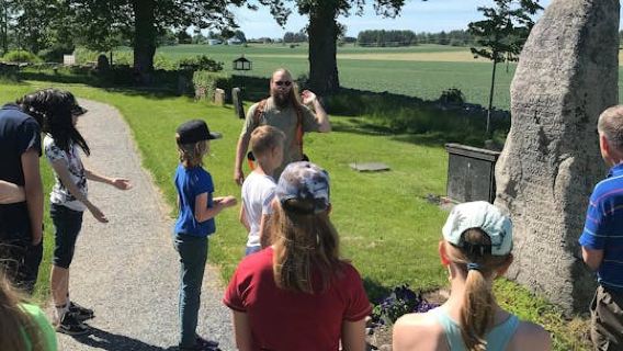 Guided walking tour through Uppsala's graveyards