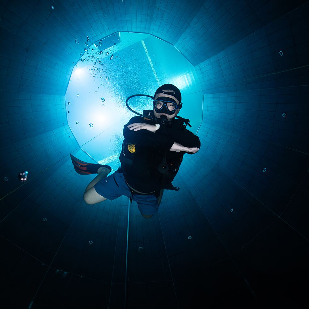 台中で体験ダイビング スキューバダイビング/フリーダイビング1時間【ダイブキューブホテル】