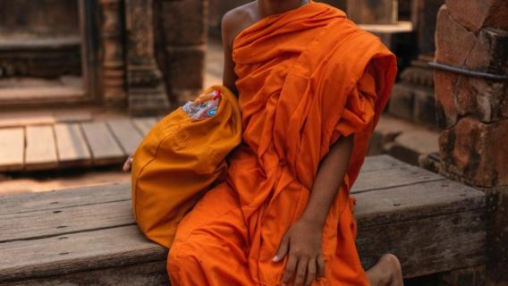 Battambang Bamboo Train, Bat Cave one-day tour(Optional Chinese/Mandarin guide)