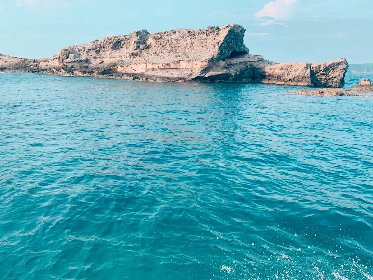 Manila, Philippines + Papaya Island private charter for snorkeling trips