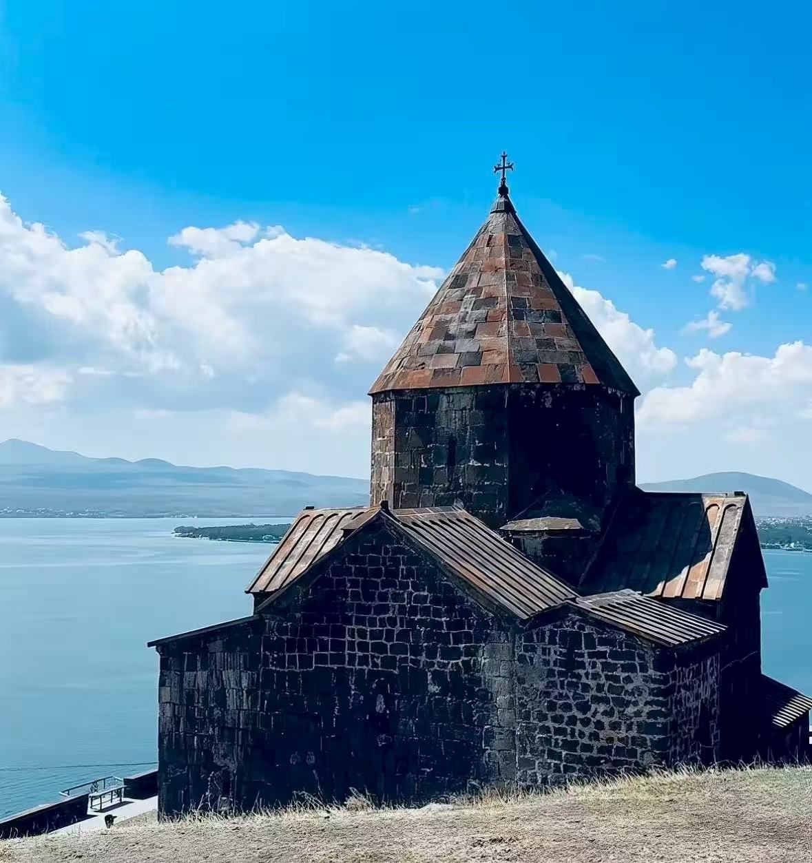 埃裡溫+塞凡湖【湖光酒韻，10小時包車】
