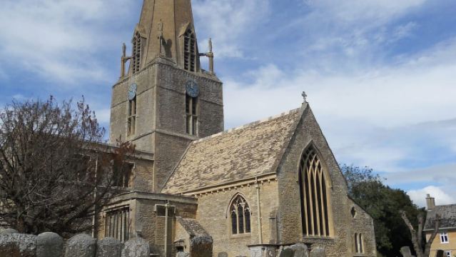 From London: Downton Abbey and Village Coach Tour