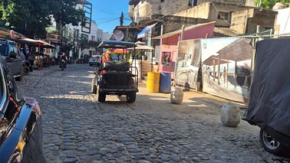 Sayulita: Electric Cart Rental