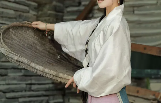 調兵山旅拍【兀朮城/砬子山/街拍抓拍約拍跟拍航拍/多語言翻譯攝影師】