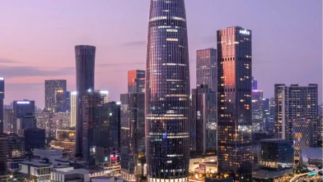 Shenzhen, Guangdong | English-speaking guide/interpreter | Local guide | In-park commentary | Business/Exhibition translation | Russian, French, Italian language services