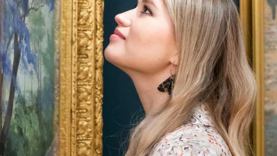 QAGOMA: 1-Hr Tour + Lunch