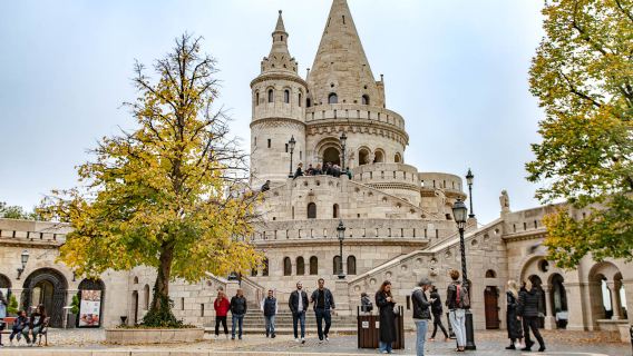 Budapest Castle Hill + Fisherman's Bastion + Matthias Church + Danube River Cruise Day Tour